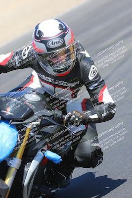 media/Mar-24-2025-Moto Forza (Mon) [[57ce5c5cff]]/3-Beginner Group/Session 3 (Turn 6 Inside)/